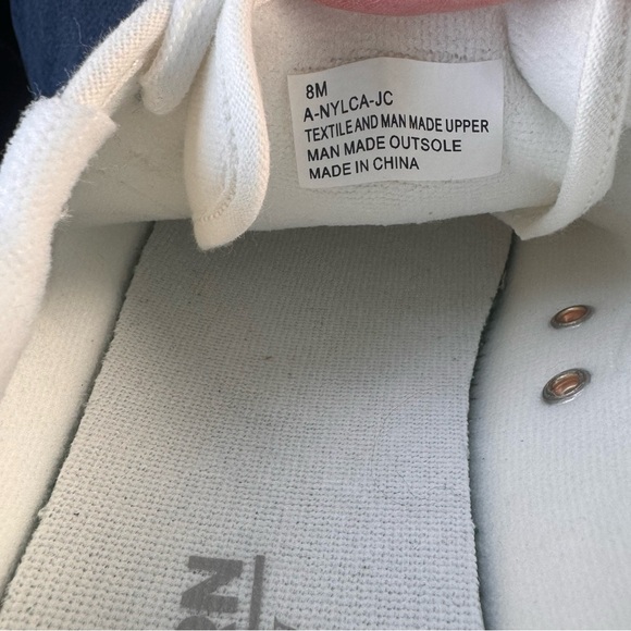 Tretorn J Crew Women's White Canvas Sneakers Size 8 preppy casual - Picture 6 of 9